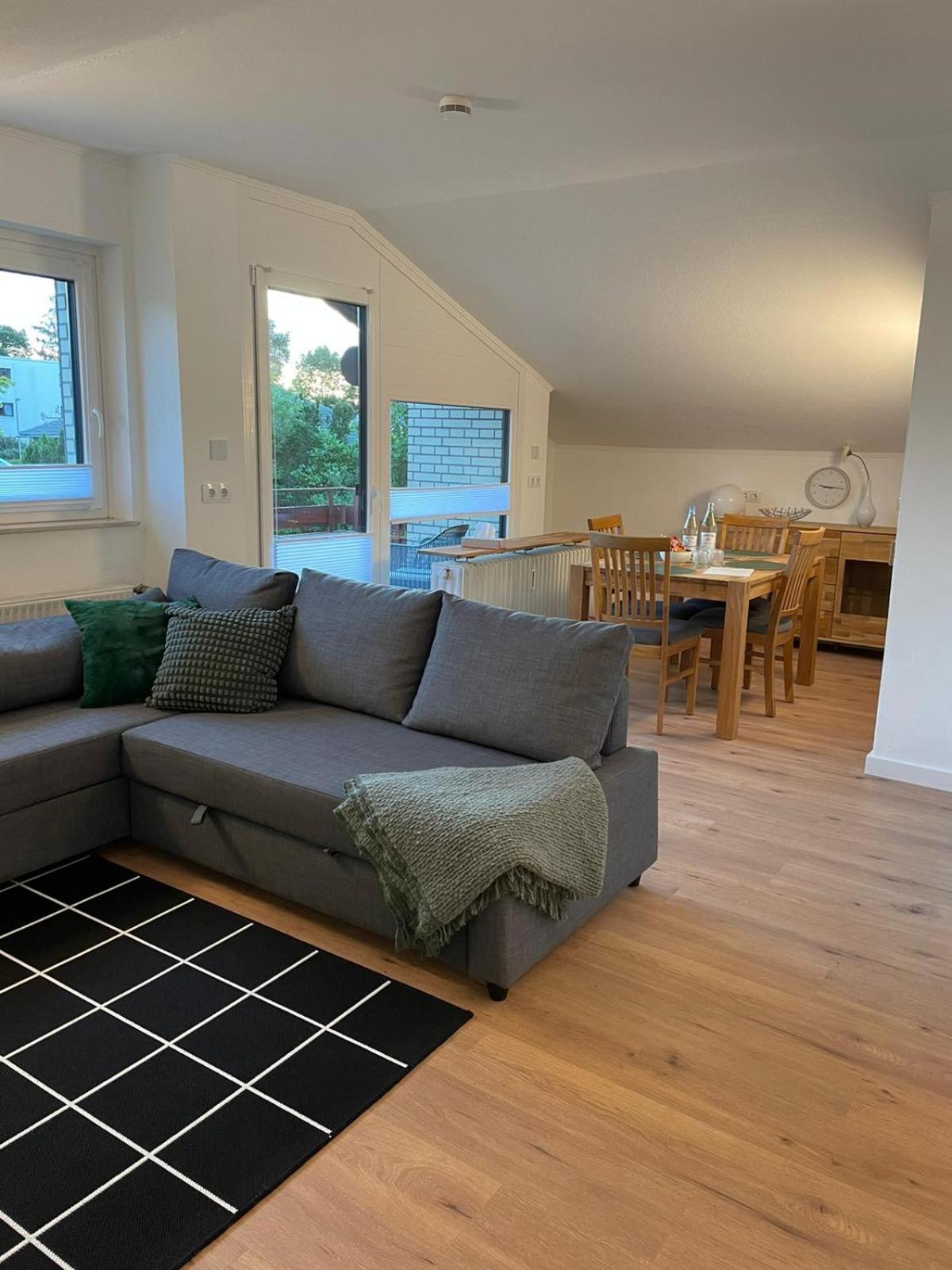 --Renoviert-- Ruhige 1-Zimmer Einliegerwohnung Mit Kueche Und Bad In Grossburgwedel Экстерьер фото